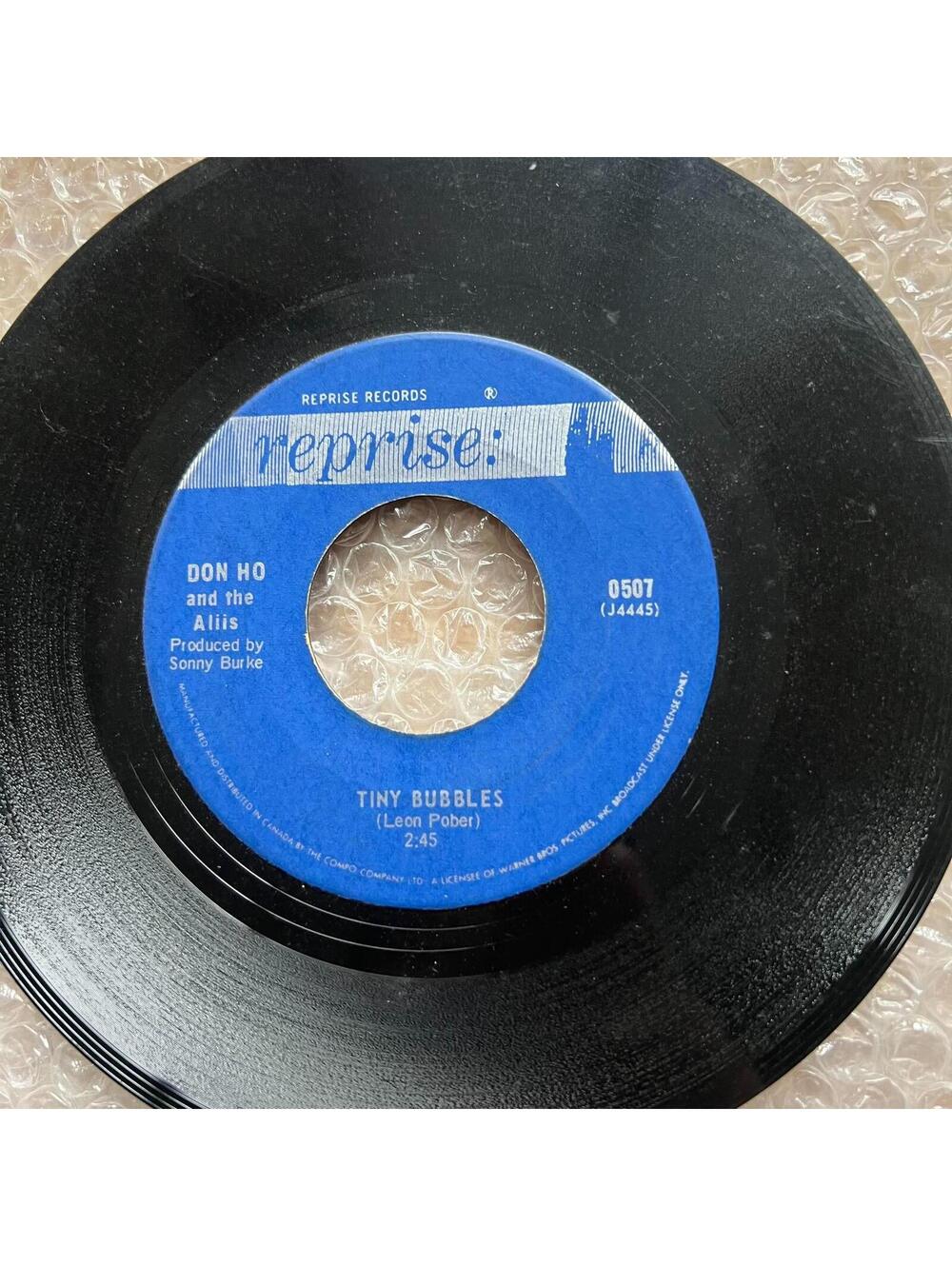Don Ho And The Aliis – Tiny Bubbles / Born Free 45rpm 7' Vinyl Record R86